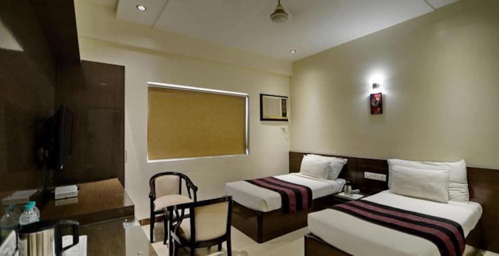 LUXURY, DOUBLE BED