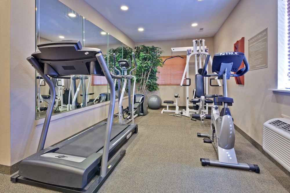 Candlewood Suites Clarksville 24/47
