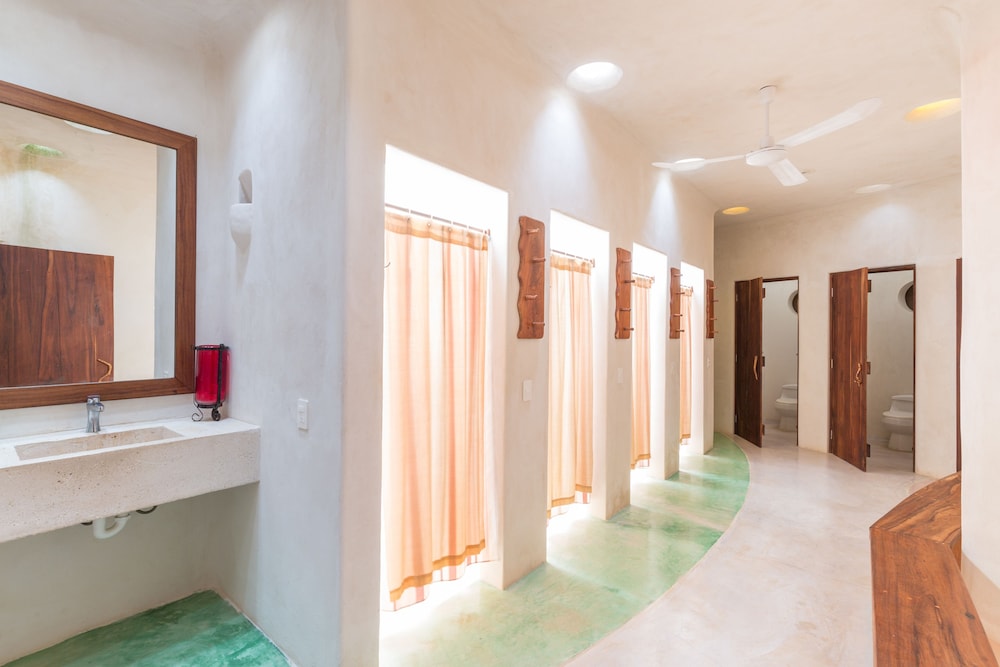 Hotel Holistika 43/60