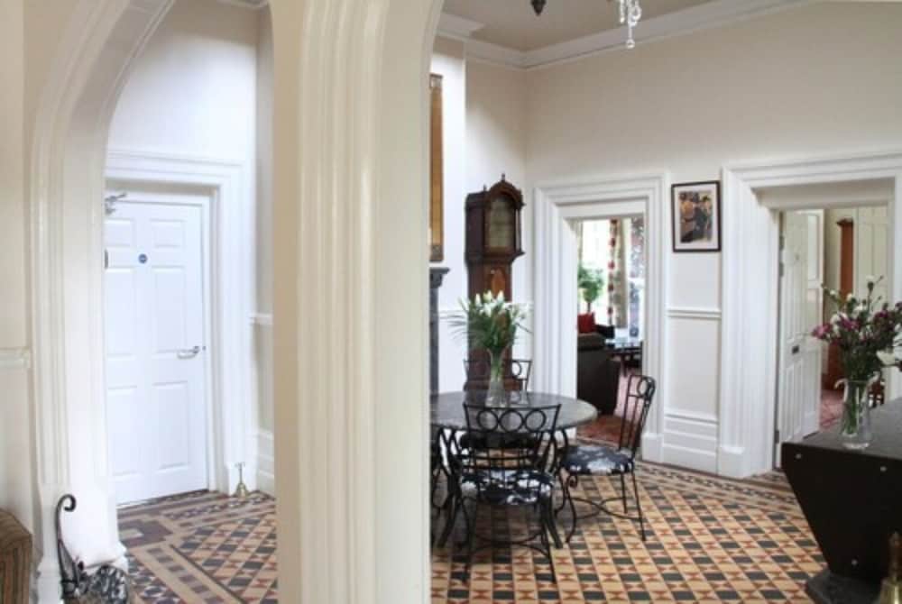 The Grange Court Hotel 31/50