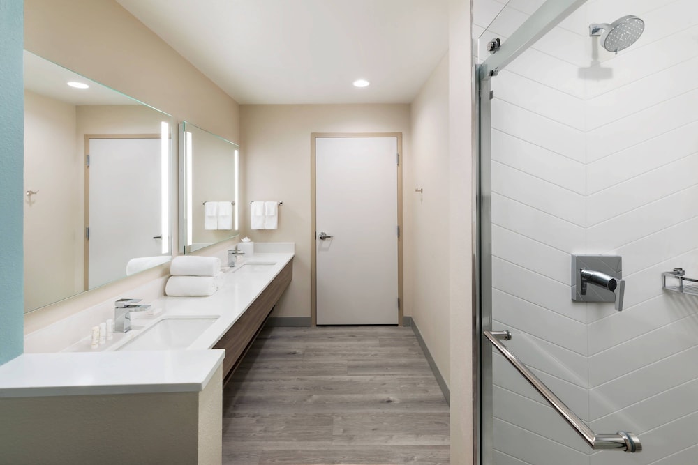 Fairfield Inn & Suites by Marriott Marathon Florida Keys 11/61