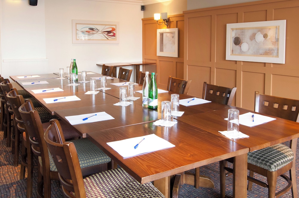 Premier Inn London County Hall 43/49