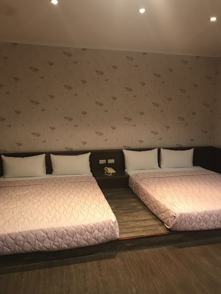 Baseball Exquisite Hotel 15/35