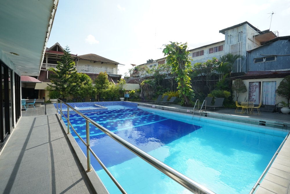 Grand Rosela Yogyakarta Hotel 45/74
