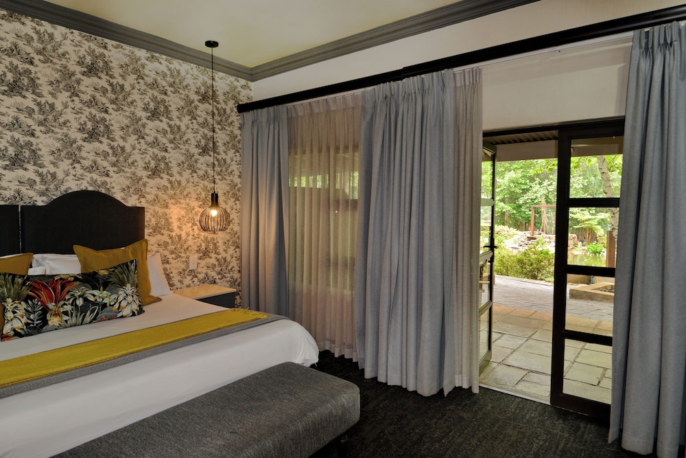 Country, Deluxe, King Bed
