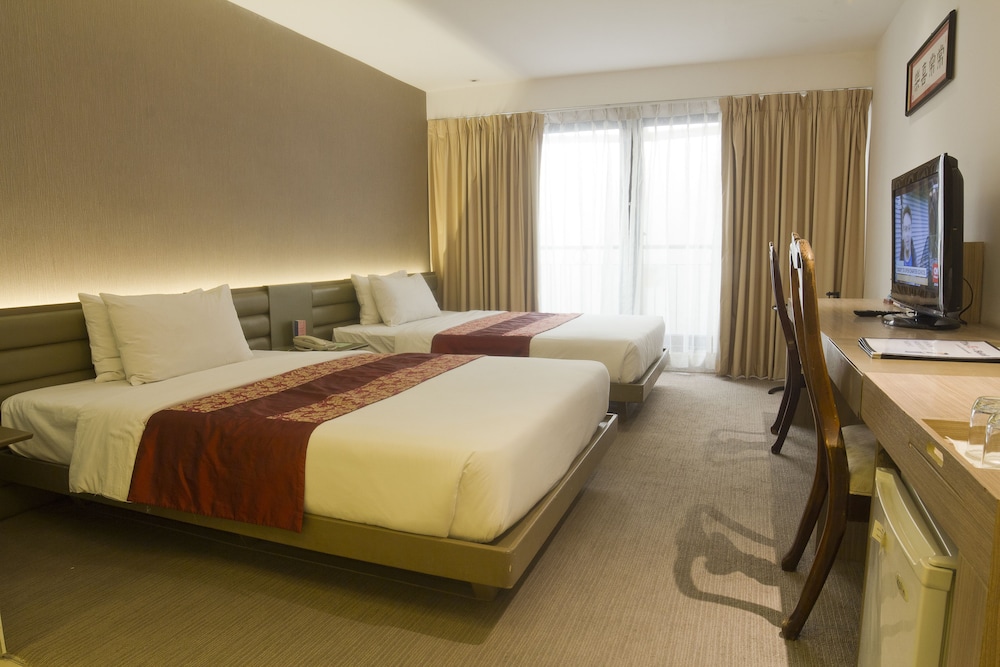 The E-Hotel Makati 28/59