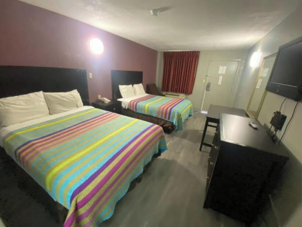 2 Queen Bed Smoking/272957