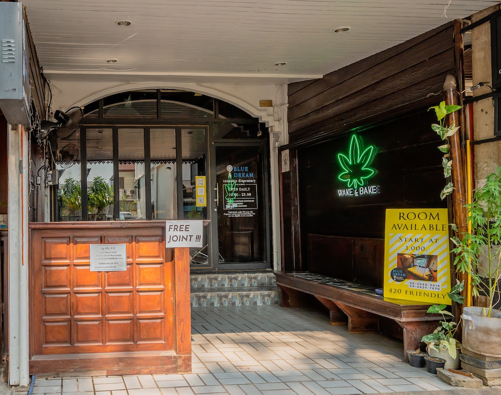 Blue Dream Guesthouse 4/31