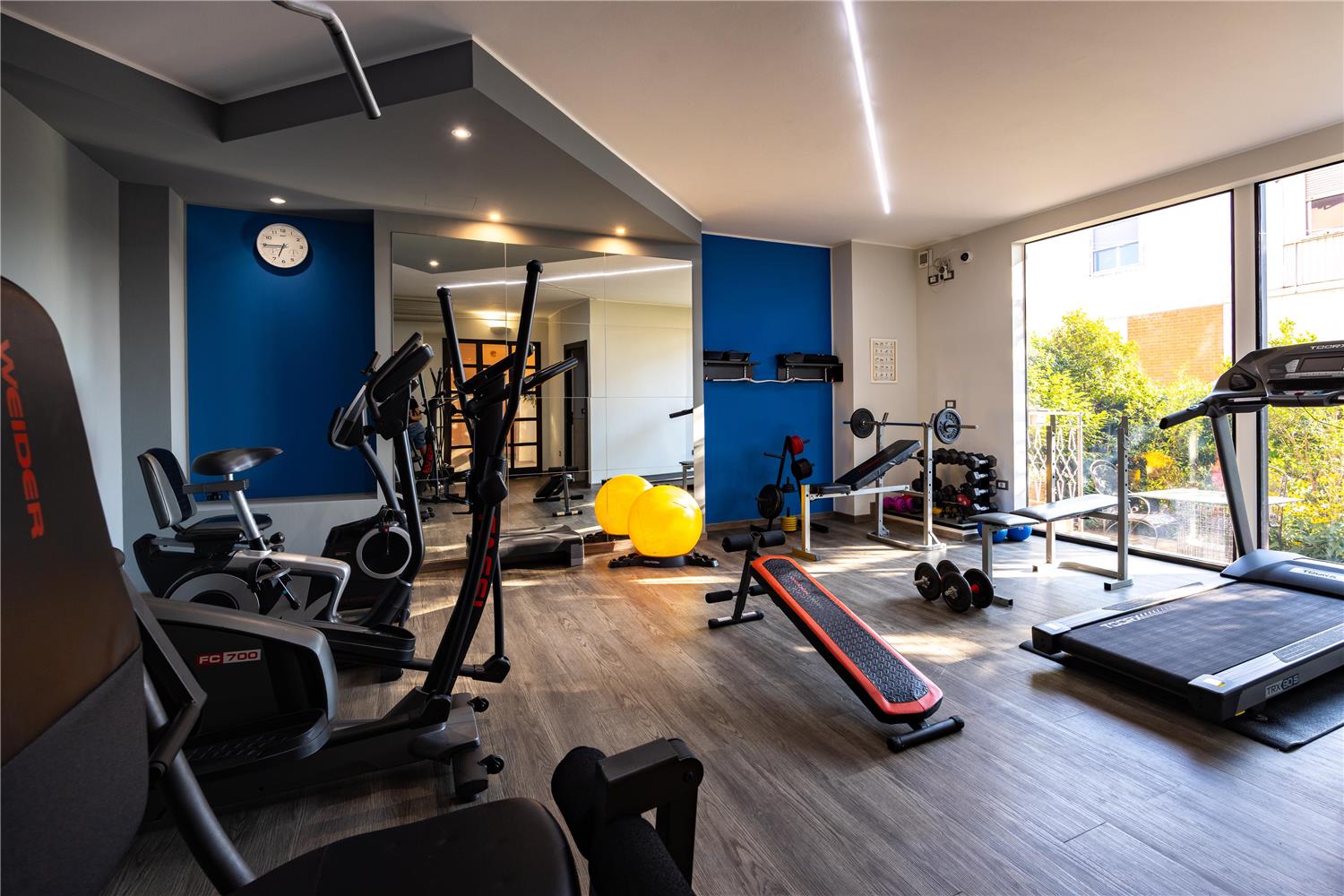 La Villa, Sure Hotel Collection by Best Western 36/76