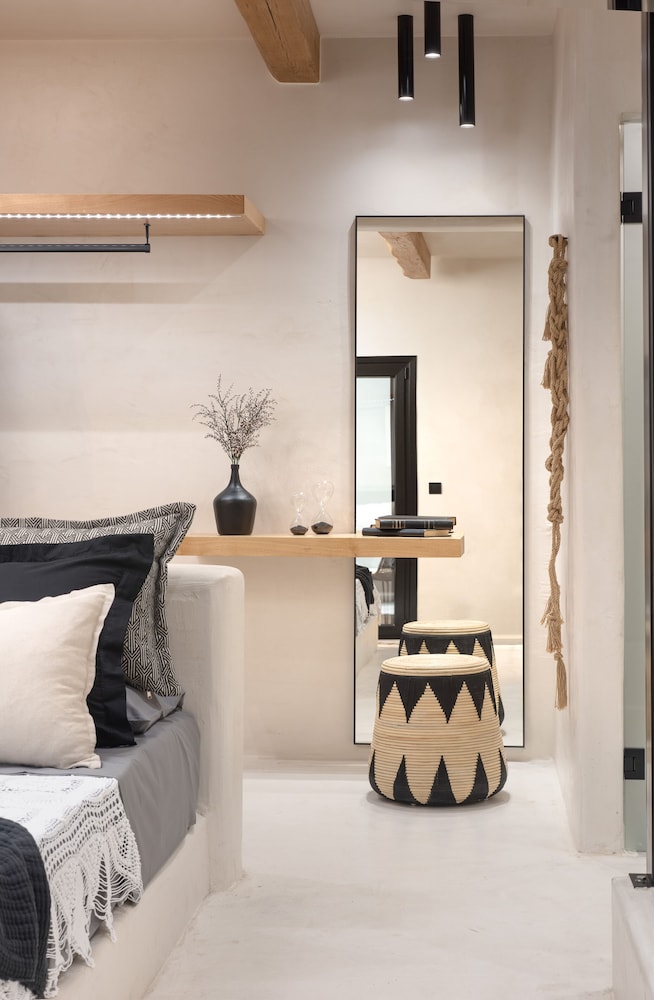 Emery Boutique Apartments 21/50