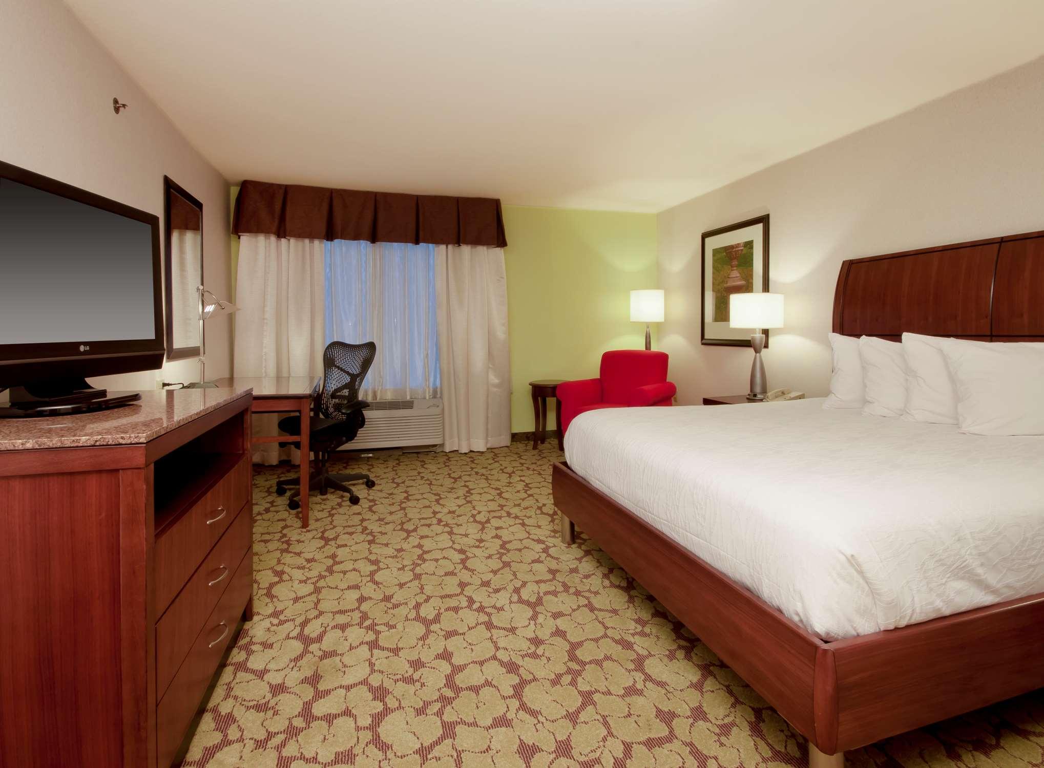 PREMIUM, KING BED