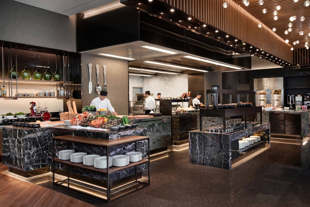 Courtyard by Marriott Seoul Myeongdong 8/53
