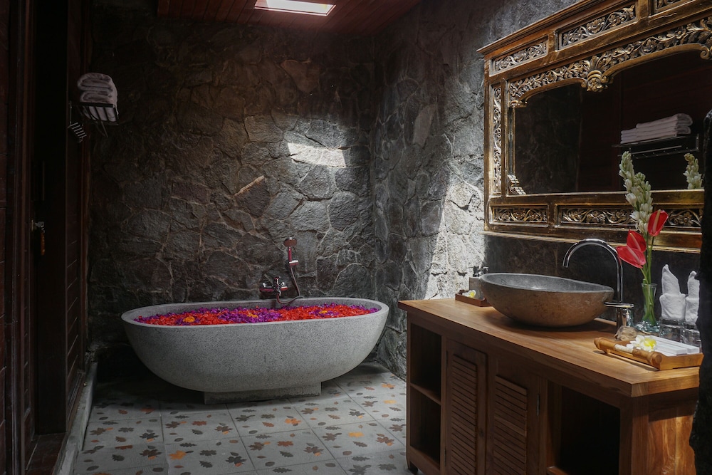 Uma Linggah Resort by Puri Signatures 45/50