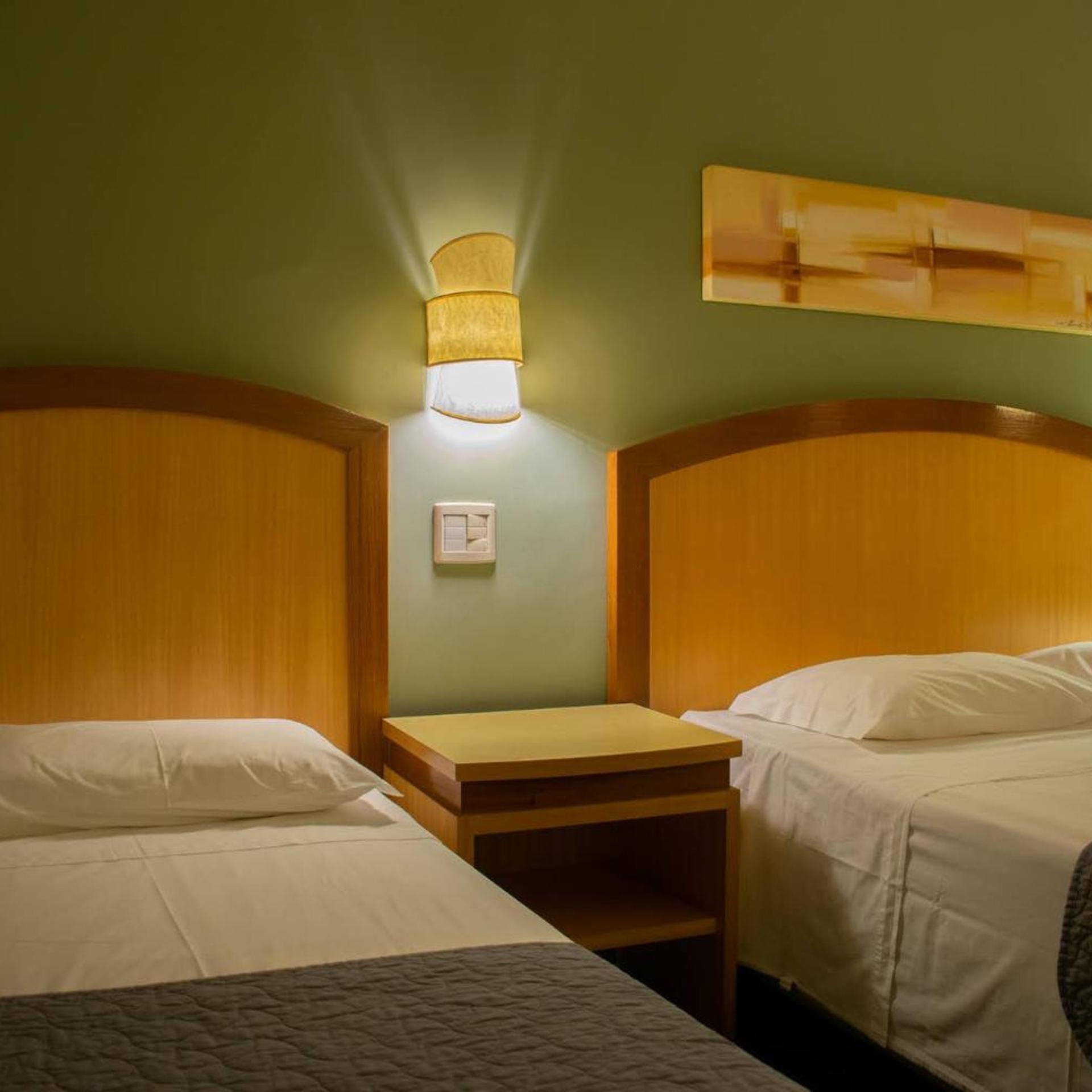 Hotel Exclusivo 18/27