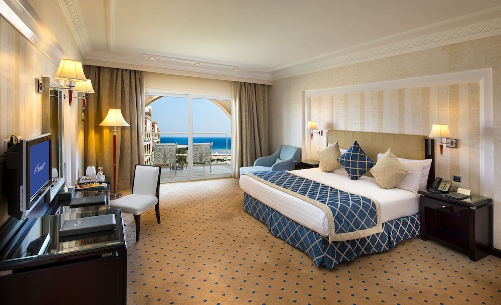 Room, Queen Bed, Sea View