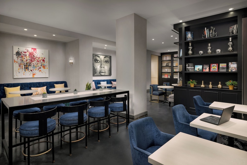 Hotel 57 31/50