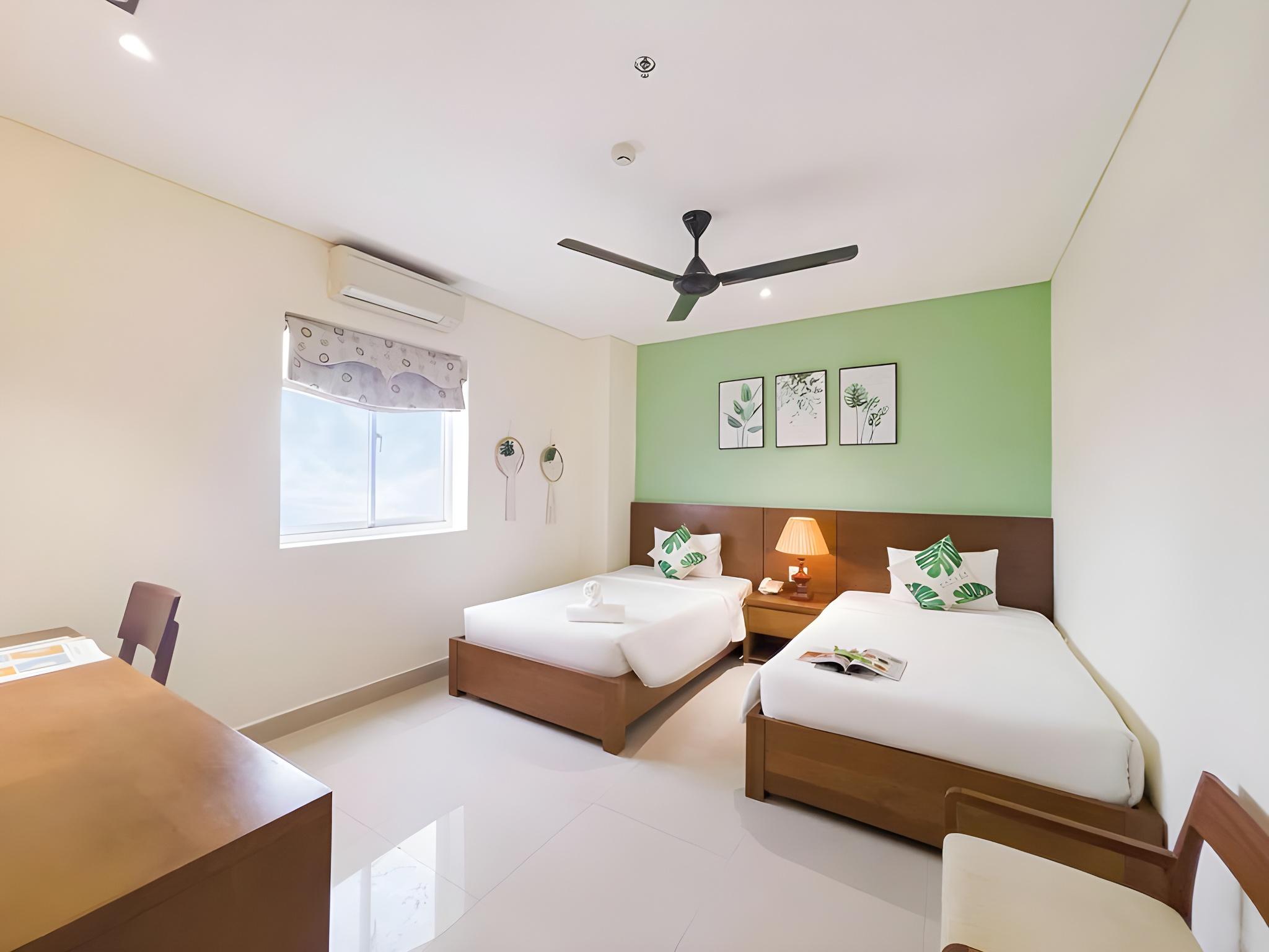 Semi Room, Deluxe, 2 Semi Double Beds, City View