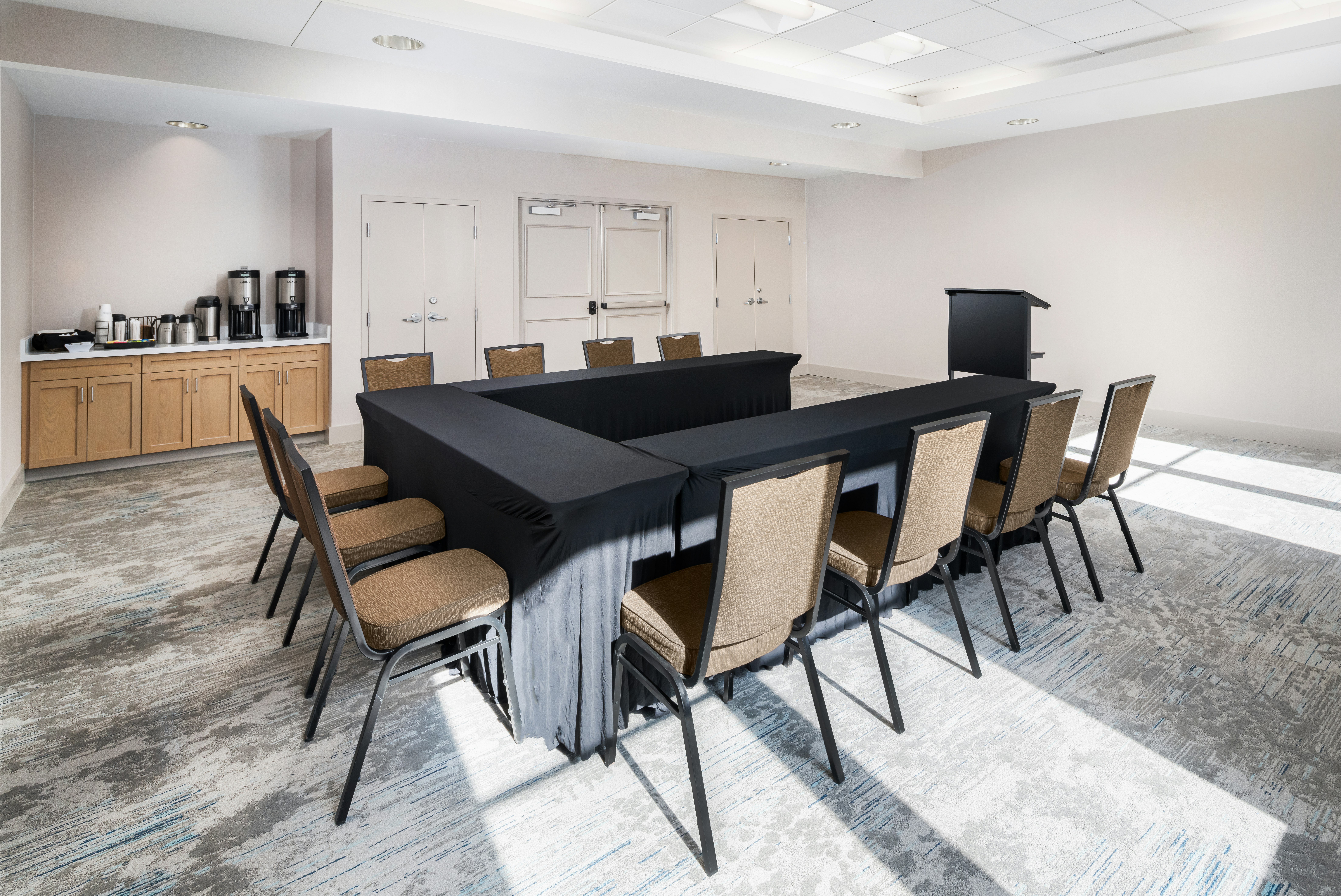 Hilton Garden Inn Rockaway 17/19