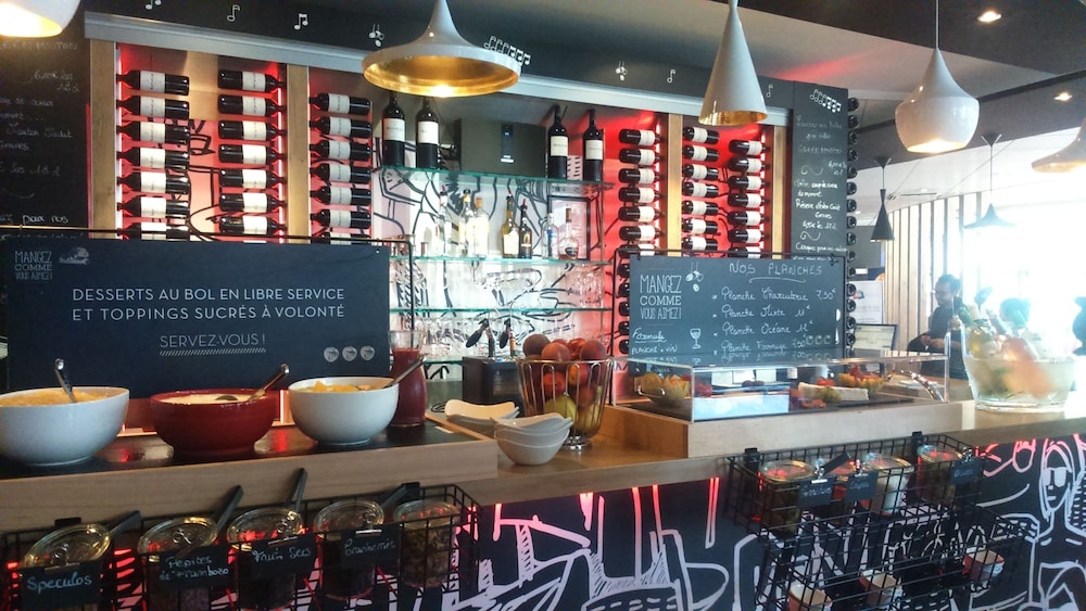 Ibis Bordeaux Centre Bastide 5/72