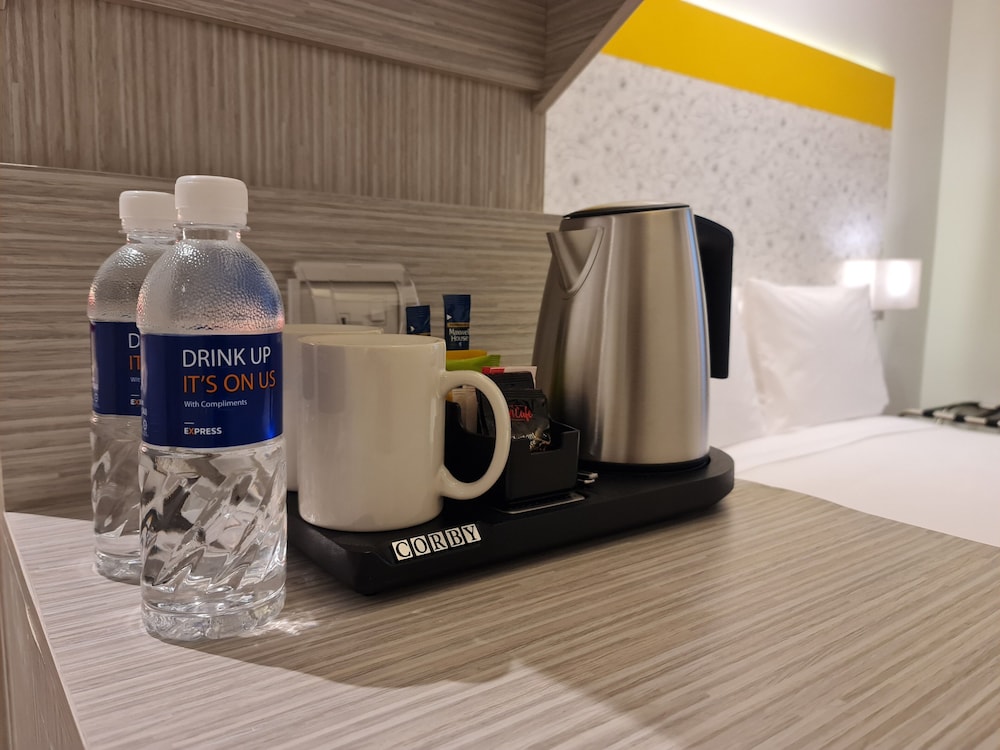 Holiday Inn Express & Suites Johor Bahru 30/62