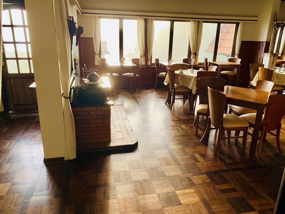 Hotel Pousada Joao de Barro 10/19