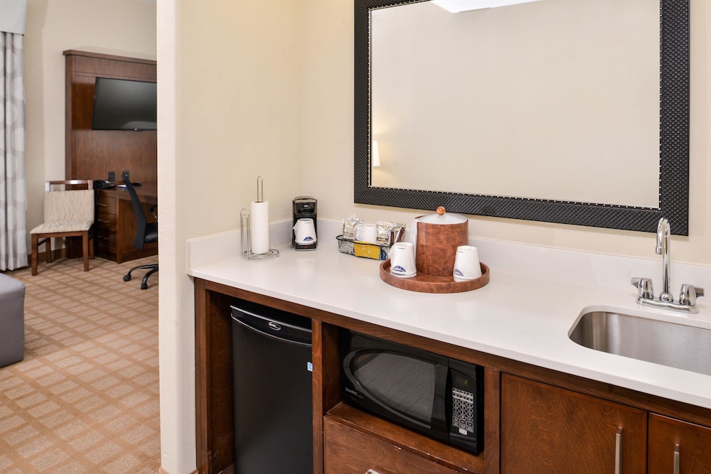Hampton Inn & Suites Hutto Austin 47/48
