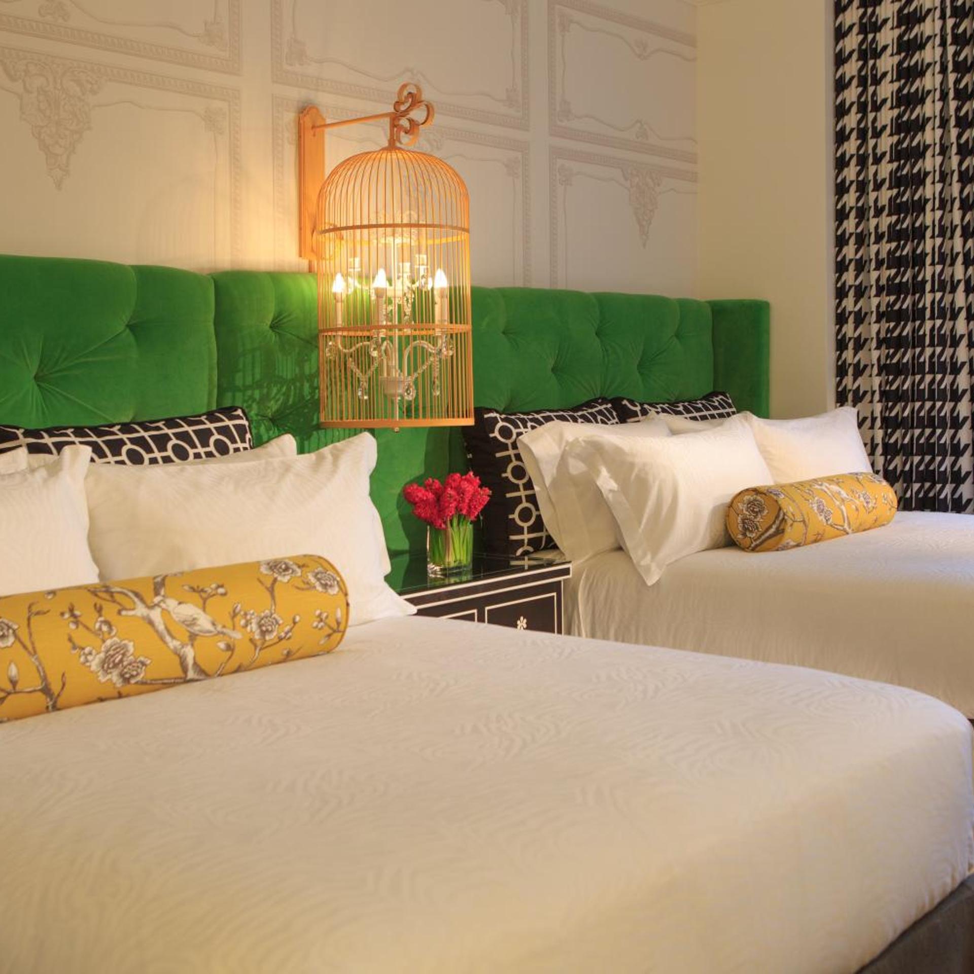 Essential, 2 Queen Beds, Park View