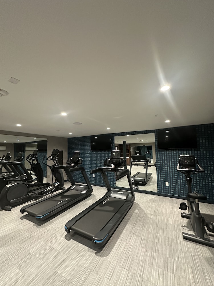 La Quinta Inn by Wyndham Columbia NE / Fort Jackson, SC 31/55