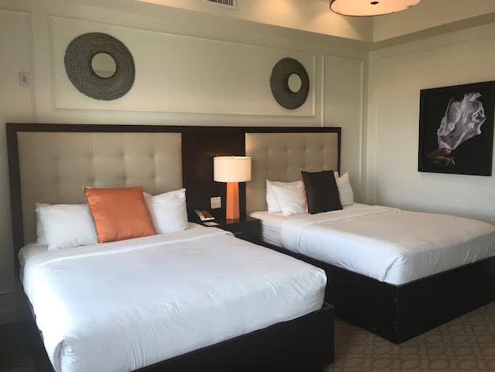 The Hotel Zamora 11/34