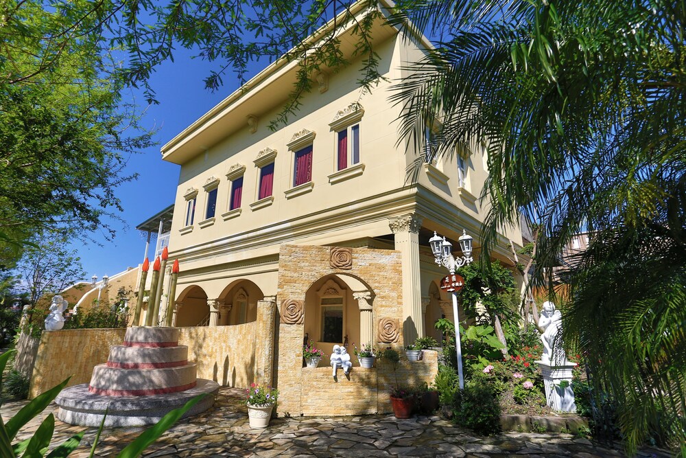 Xinyuan My Dream Castle 2/50