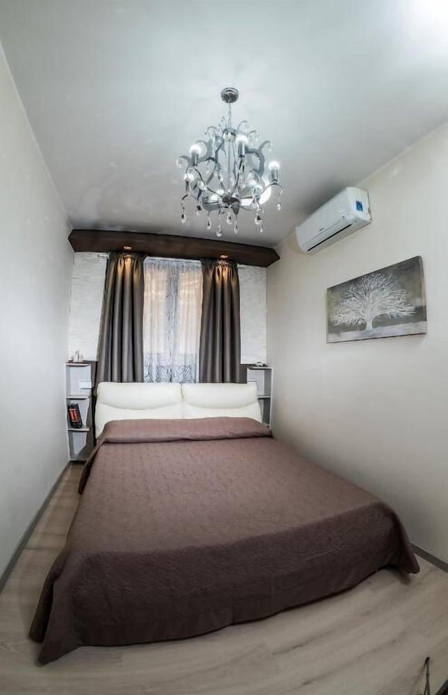 Ariston Suite 10/69