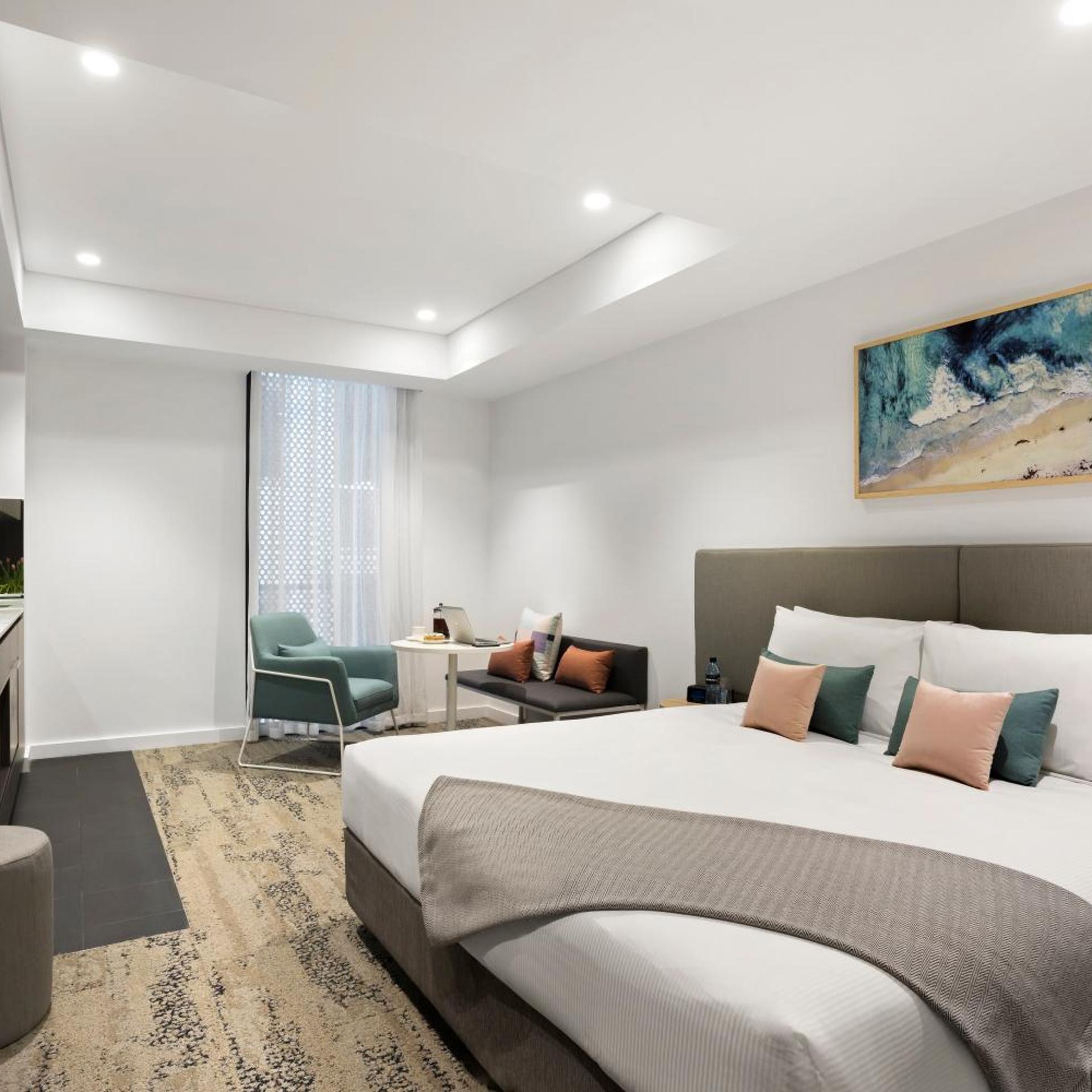 Studio, Apartment