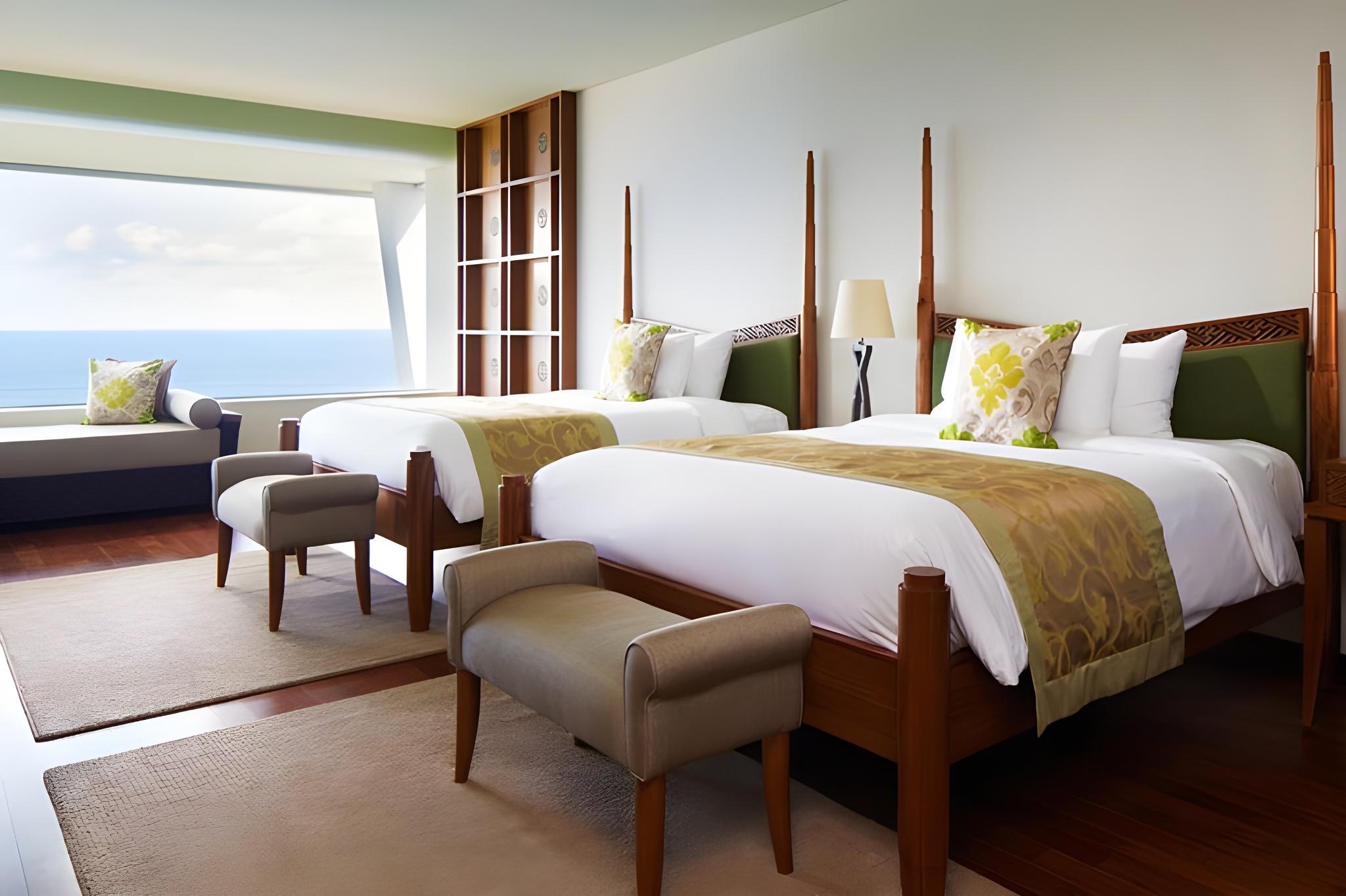 Ocean Front Family Suite