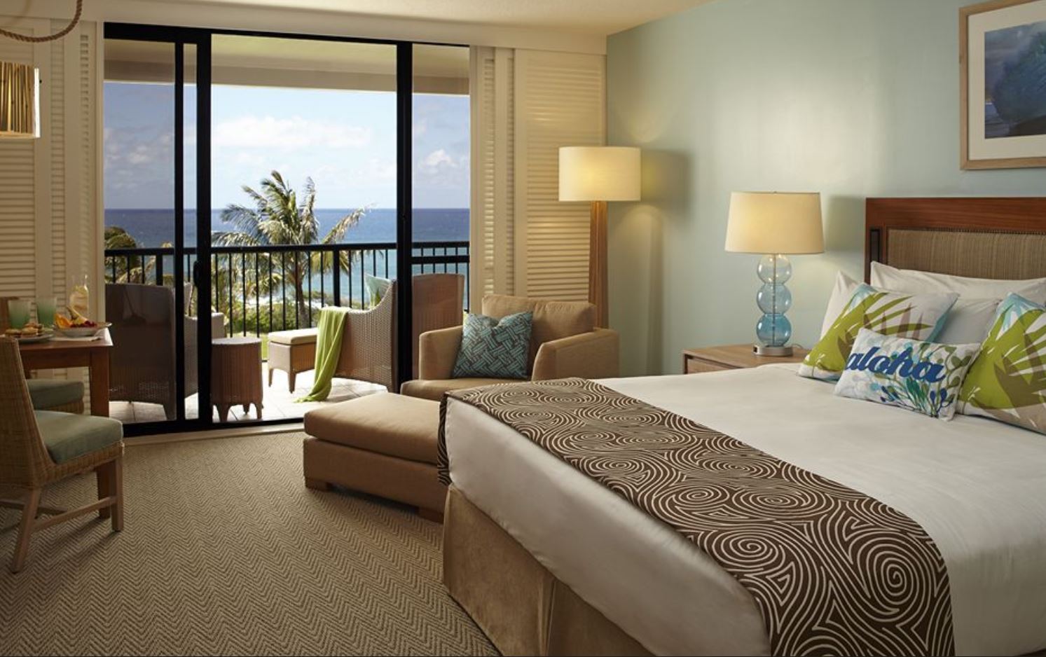Room, King Bed, Partial Ocean View
