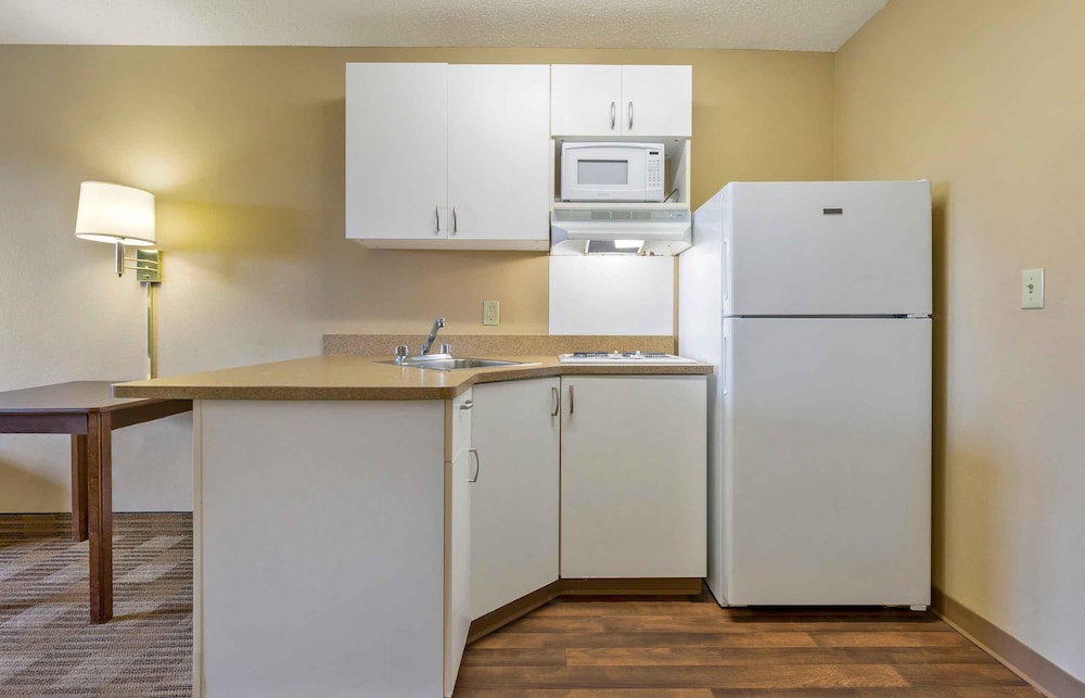 Extended Stay America Austin - Southwest 44/52