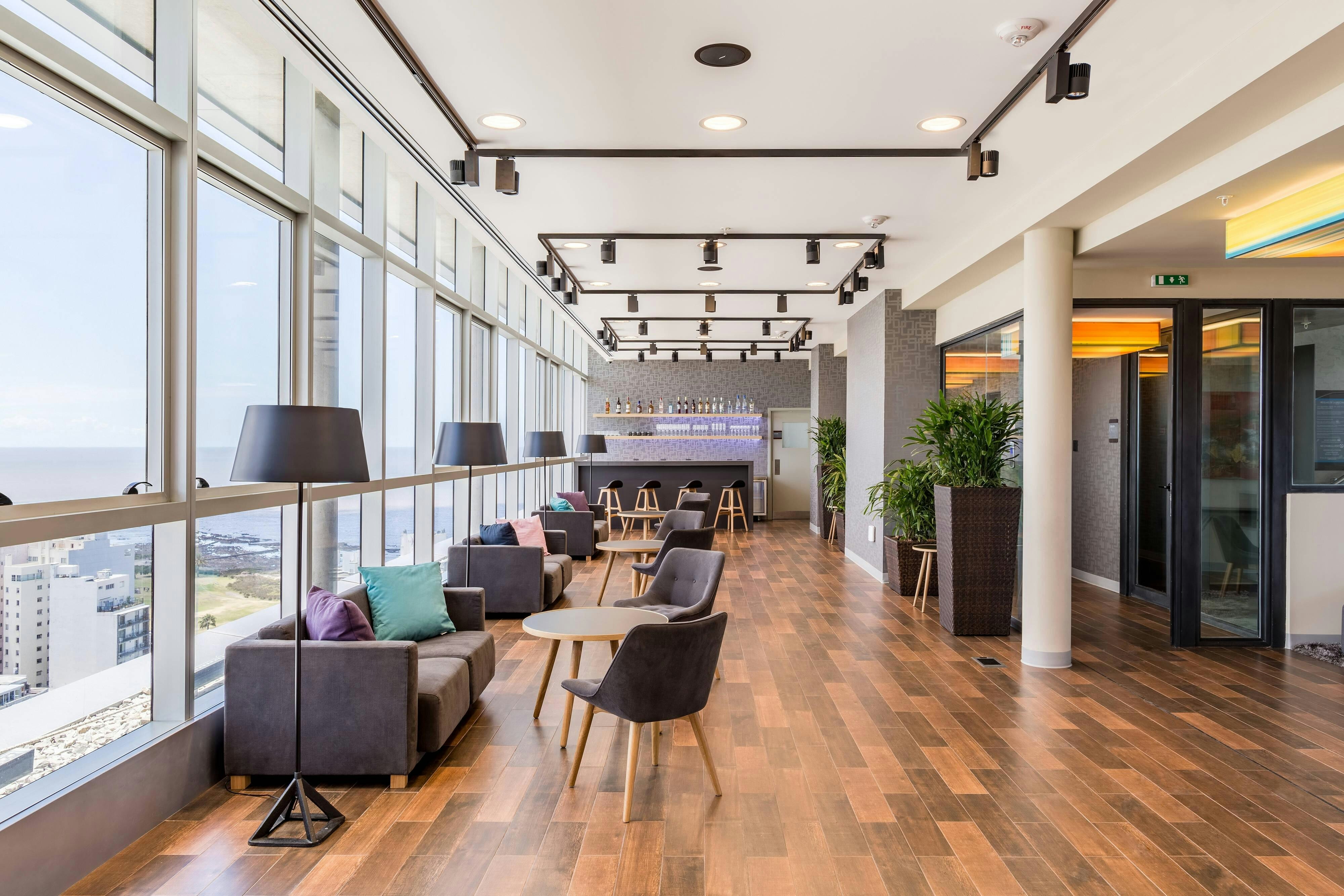 Aloft Montevideo Hotel 10/20