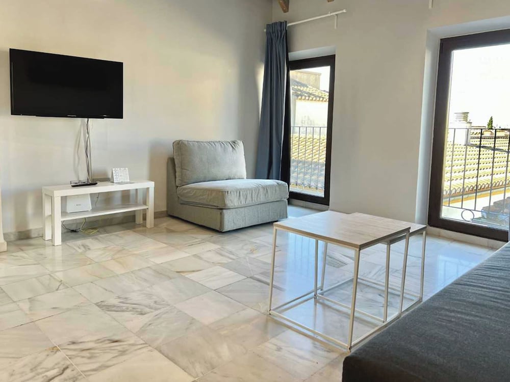 APARTAMENTOS 3000 REALEJO GRANADA CENTRO 33/40