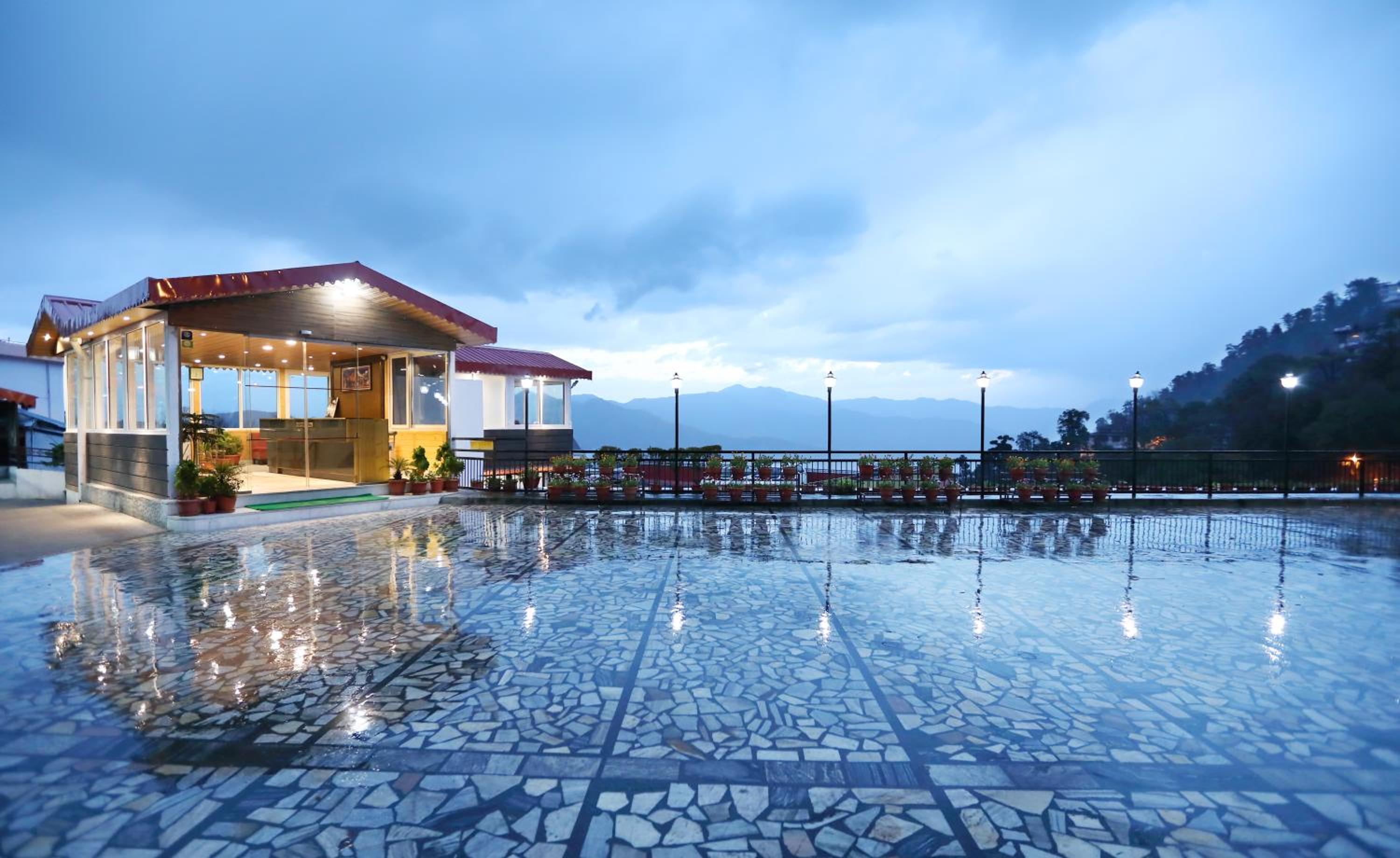 HOTEL VISHNU PALACE 31/55