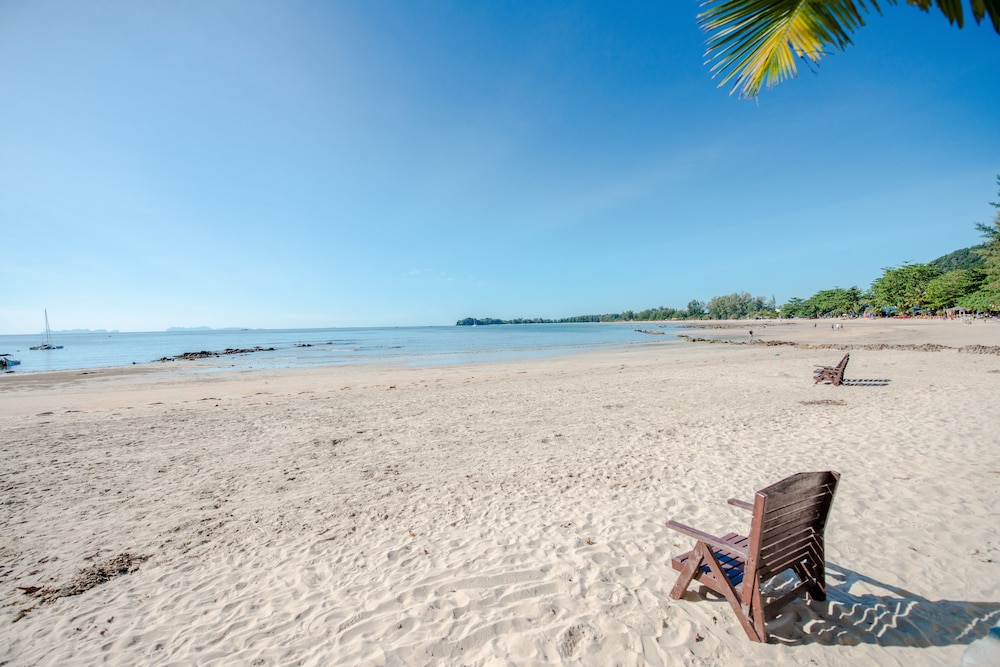 Banana Beach Resort 22/34