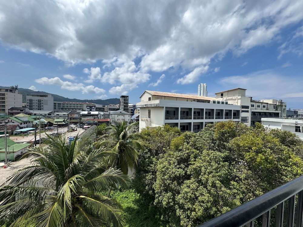 Days Inn by Wyndham Patong Beach Phuket photo5