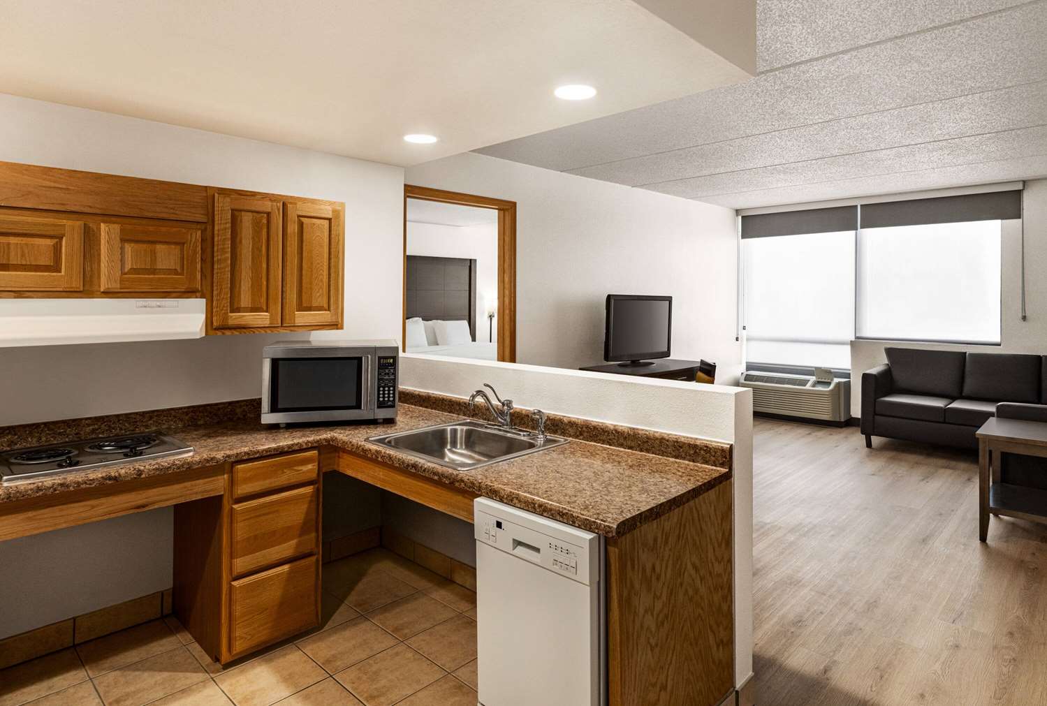 AmericInn by Wyndham Rochester Near Mayo Clinic 19/25