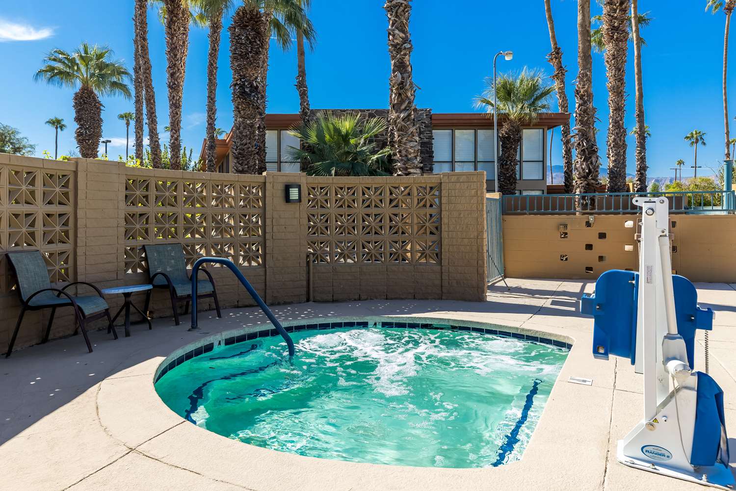 Best Western Date Tree Hotel 29/49