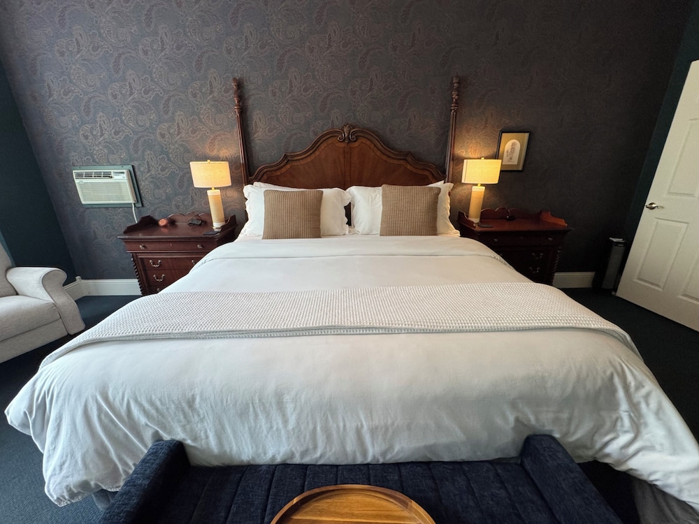 Starlight, King Bed