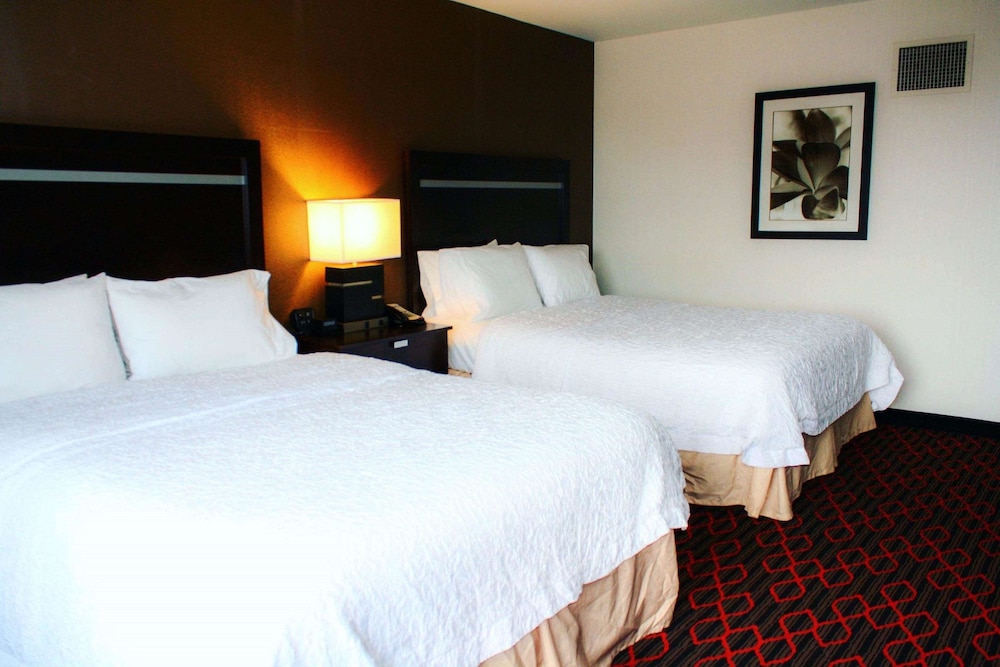 Hampton Inn Portland Downtown Waterfront 17/46