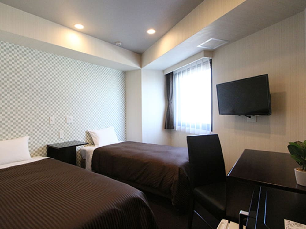 ROOM, TWIN BEDS, SMOKING