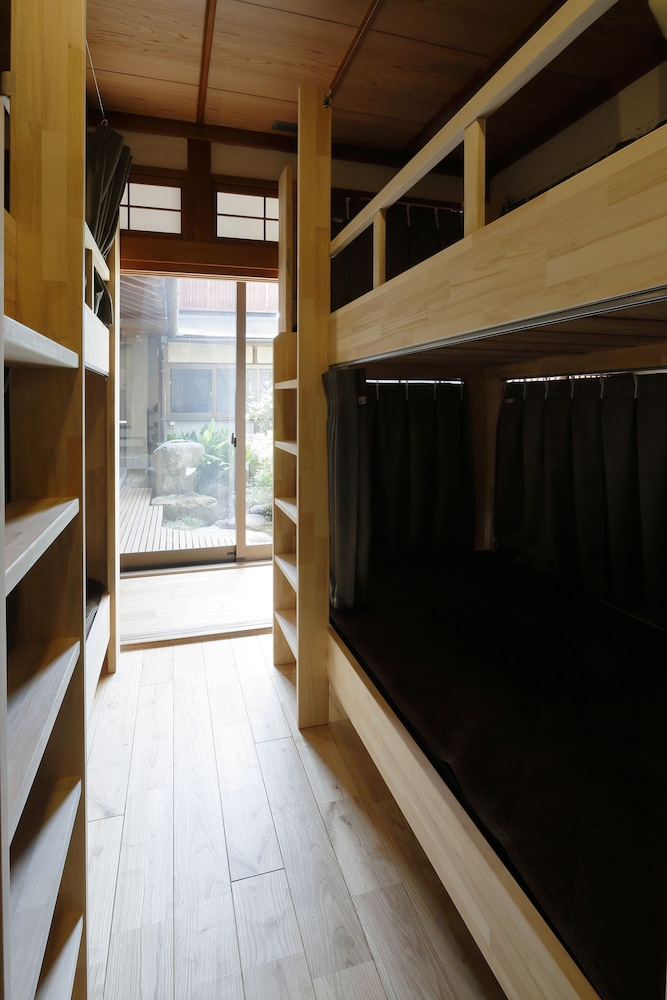Nara Guesthouse Kamunabi - Hostel 14/36