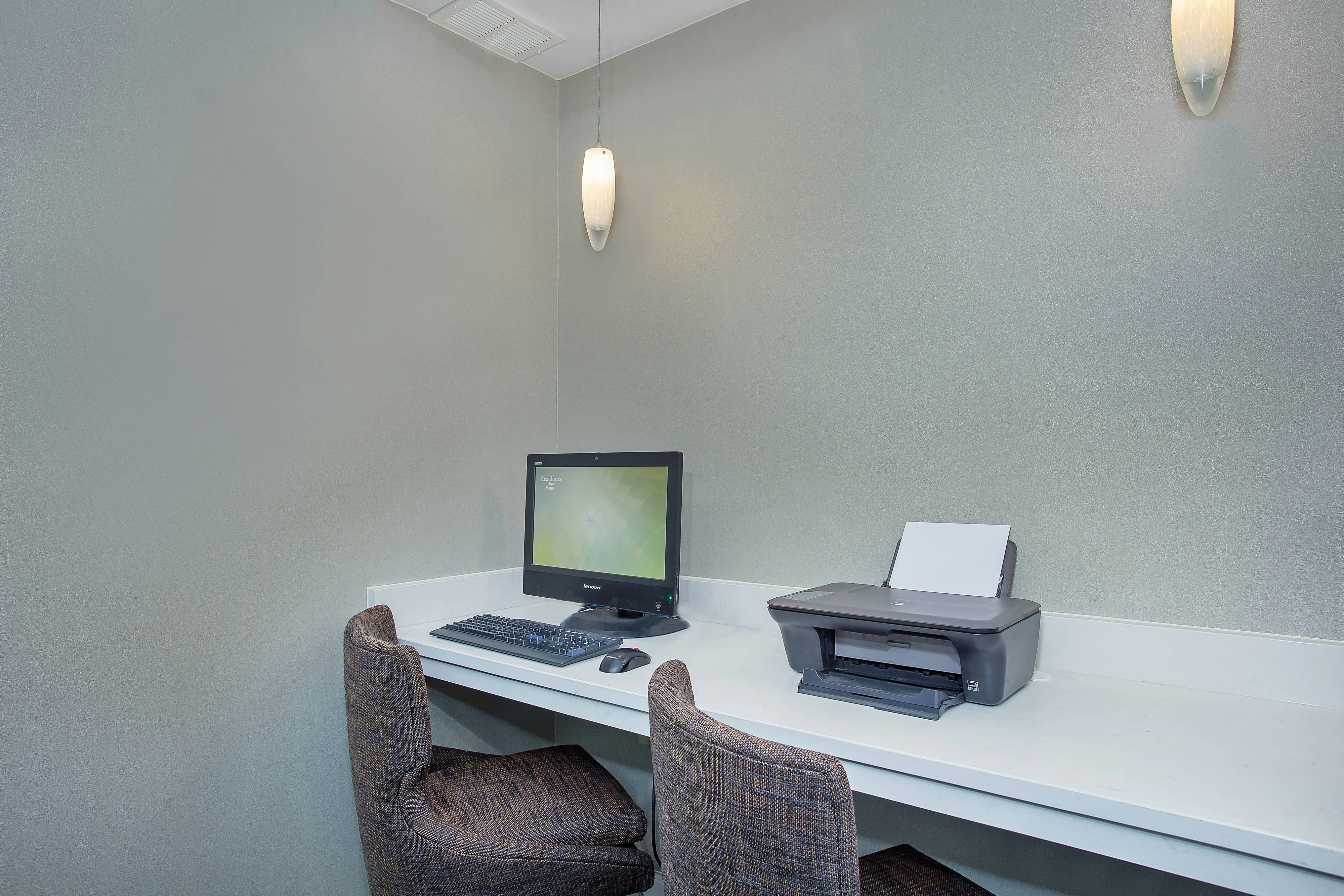 Residence Inn By Marriott Knoxville Cedar Bluff 6/10