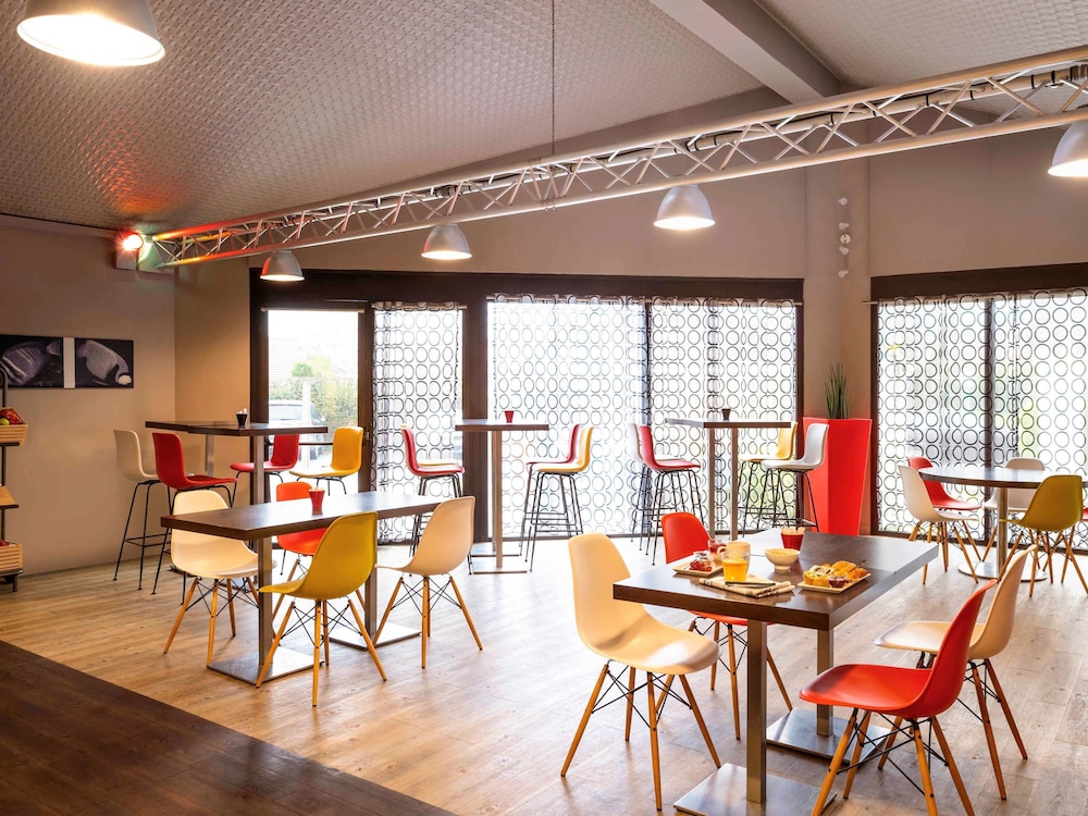 Ibis Cergy Pontoise Le Port 42/67