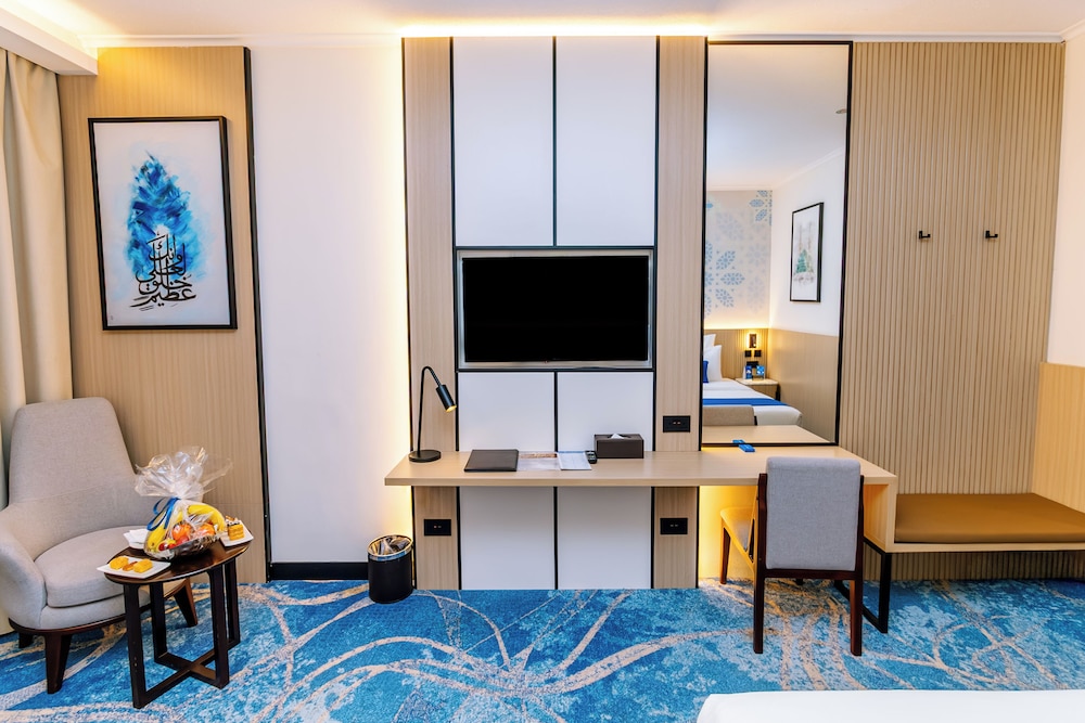 فندق جوار المدينة الفندقية(Jiwar Al Madina Hotel) 40/50