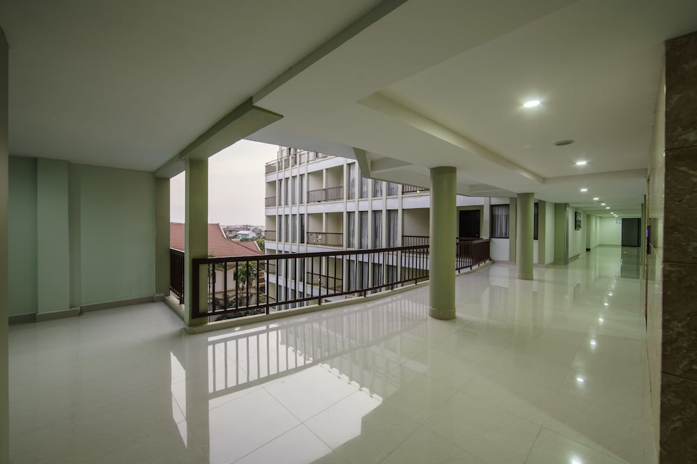 SMILING HOTEL AND SPA 29/50